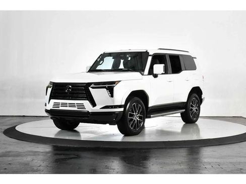 Certified 2026 Lexus GX 550 AWD/4WD image 1