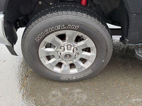 Used 2017 Ford F250 Lariat w/ Lariat Ultimate Package image 7