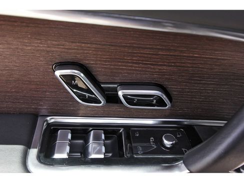 Used 2023 Land Rover Range Rover SE AWD/4WD image 26