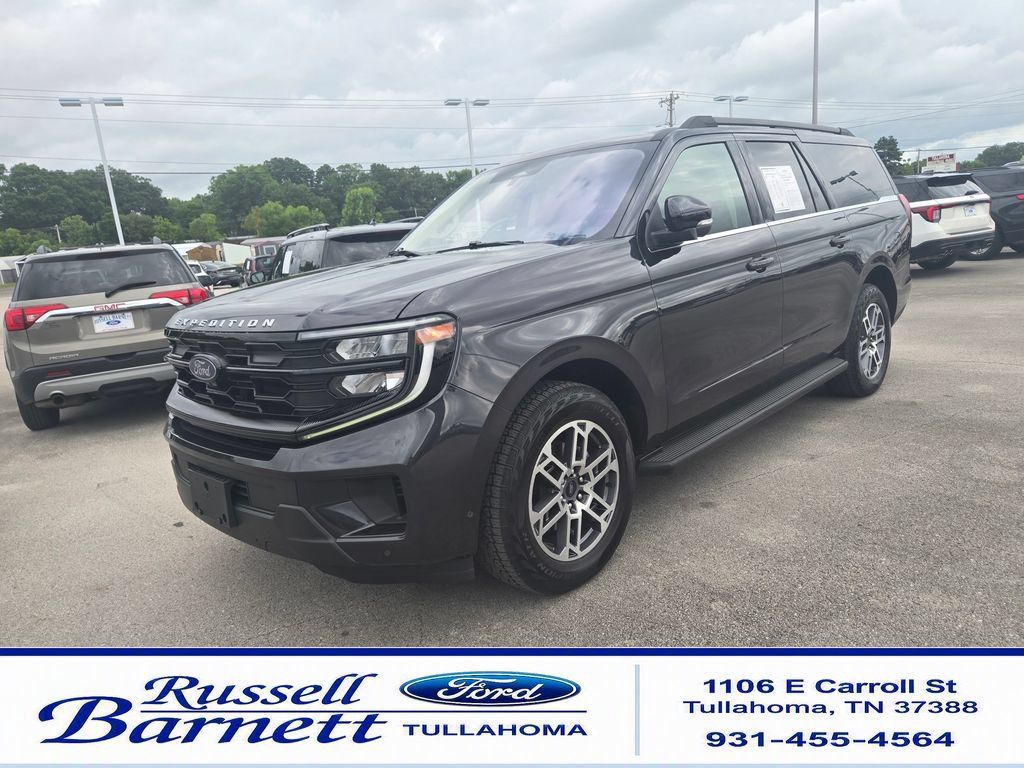 Used 2025 Ford Expedition Max Active AWD/4WD image 1