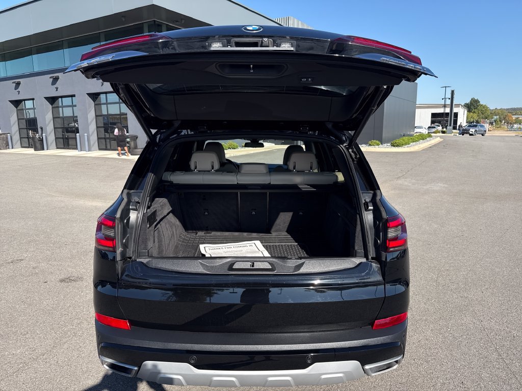 Used 2022 BMW X5 xDrive40i w/ Premium Package AWD/4WD image 16