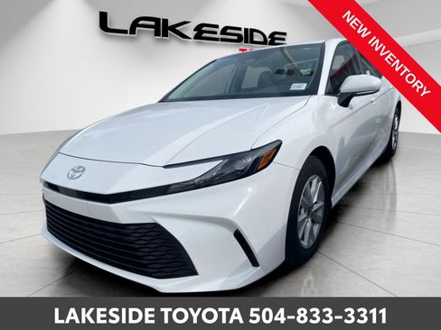 Certified 2026 Toyota Camry LE w/ Convenience Package image 3