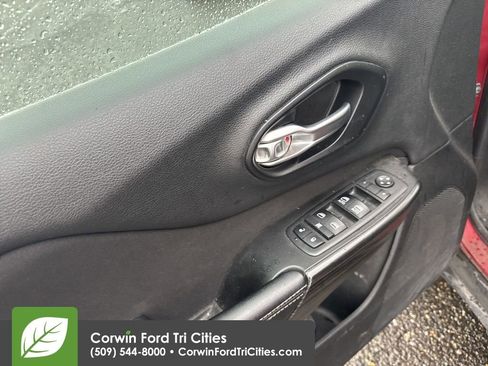 Used 2014 Jeep Cherokee Latitude w/ Trailer Tow Group image 6