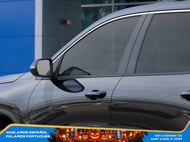 New 2027 Chevrolet Traverse LT FWD image 12