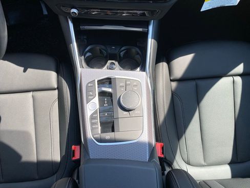New 2026 BMW 330i xDrive Sedan AWD/4WD image 10