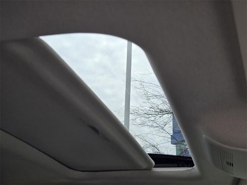 Used 2023 MAZDA CX-30 2.5 Turbo w/ Premium Package image 10