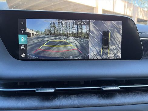 Used 2023 Genesis G90 3.5T image 10