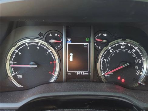 Used 2023 Toyota 4Runner TRD Off-Road Premium w/ Moonroof Package AWD/4WD image 16