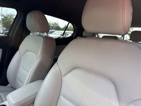 Used 2019 Mercedes-Benz GLA 250 image 26
