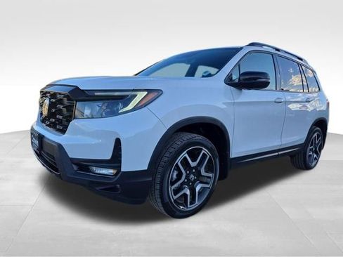 Used 2023 Honda Passport Elite image 6