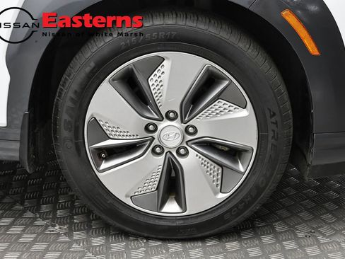 Used 2020 Hyundai Kona Ultimate image 32