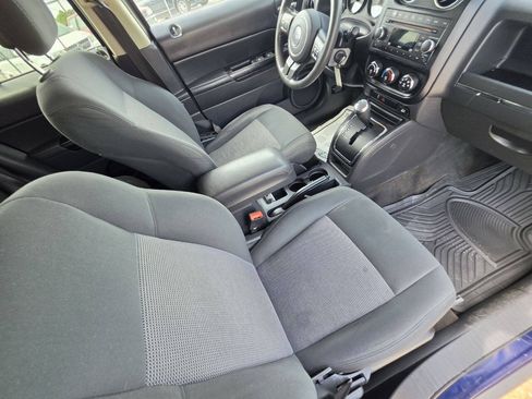 Used 2013 Jeep Patriot Sport w/ PWR Value Group AWD/4WD image 4