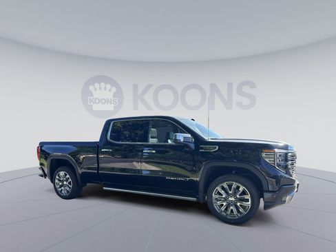 New 2026 GMC Sierra 1500 Denali w/ Denali Reserve Package AWD/4WD image 7