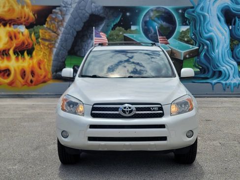 Used 2006 Toyota RAV4 Limited AWD/4WD image 2