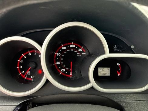 Used 2009 Toyota Matrix w/ PWR Pkg FWD image 23