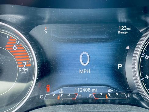 Used 2020 Jeep Cherokee High Altitude AWD/4WD image 17