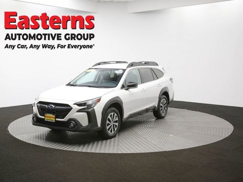 Used 2024 Subaru Outback Premium AWD/4WD image 46