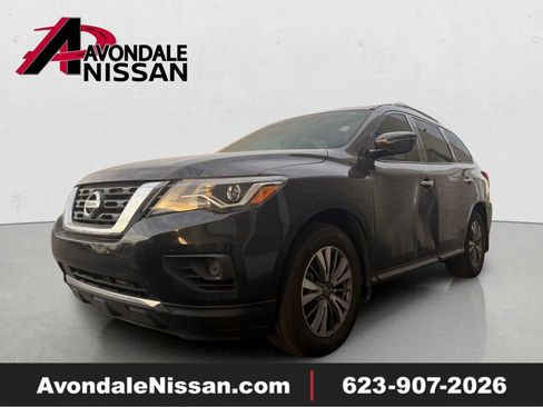 Used 2020 Nissan Pathfinder S FWD image 1