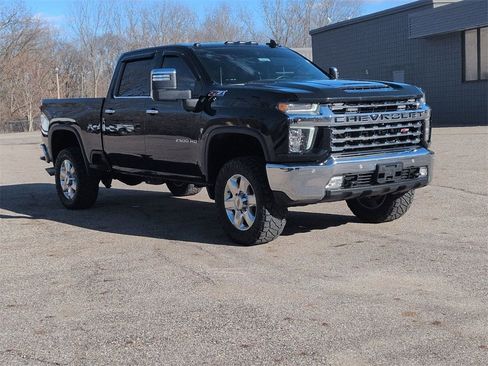 Used 2021 Chevrolet Silverado 2500 LTZ w/ LTZ Premium Package image 7
