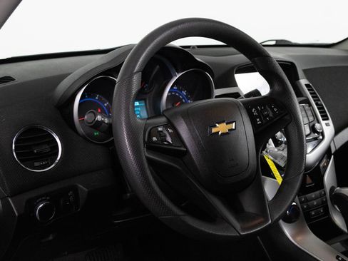 Used 2015 Chevrolet Cruze LT image 33