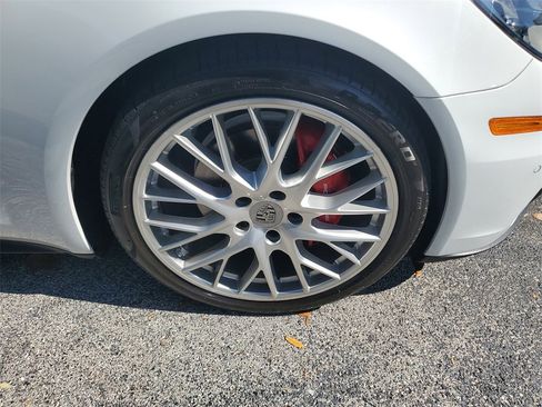 Used 2018 Porsche Panamera 4 w/ Premium Package Plus image 7