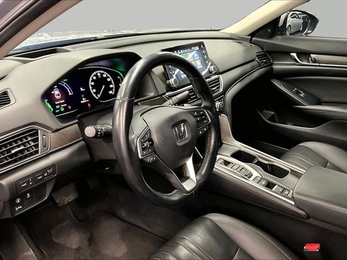 Used 2021 Honda Accord Touring image 17