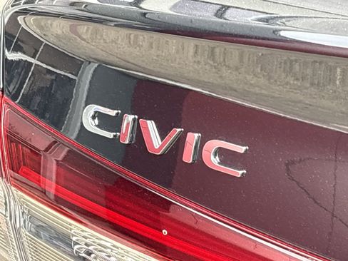 Certified 2025 Honda Civic Sport Touring image 18
