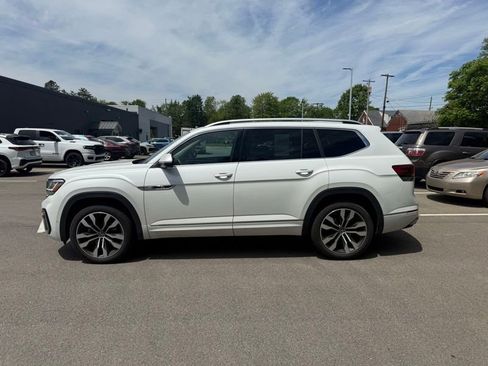 Used 2023 Volkswagen Atlas SEL Premium AWD/4WD image 9