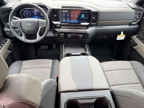 New 2026 Chevrolet Silverado 2500 ZR2 AWD/4WD image 16