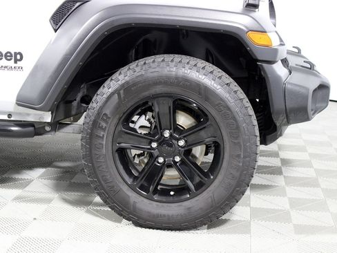 Used 2020 Jeep Wrangler Unlimited Sport AWD/4WD image 46
