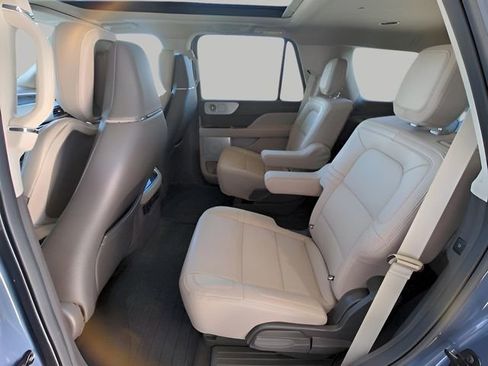 Used 2023 Lincoln Navigator Reserve image 20