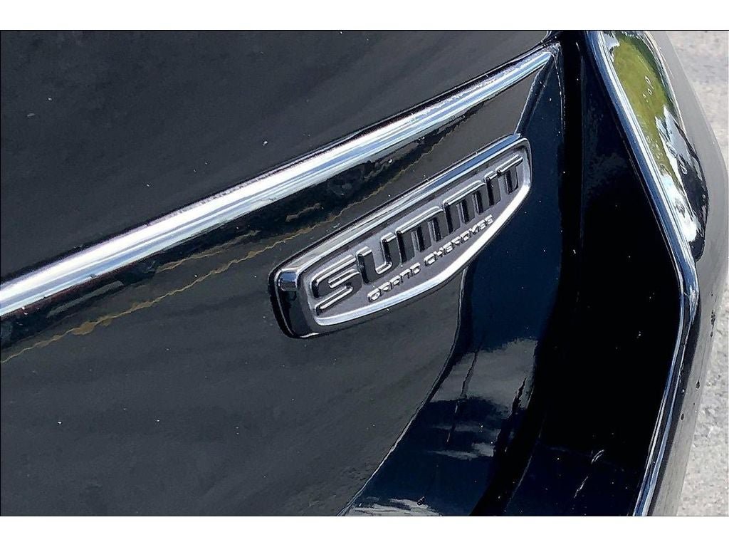 Used 2025 Jeep Grand Cherokee L Summit AWD/4WD image 9