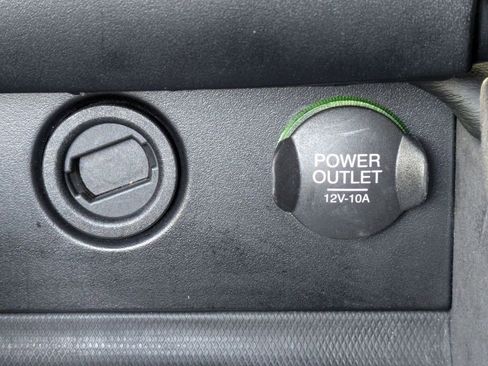Used 2019 Aston Martin V8 Vantage Coupe RWD image 26