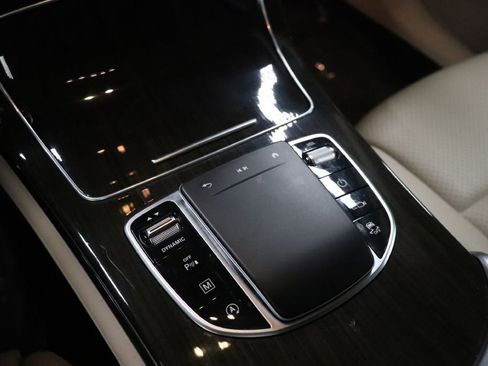 Used 2022 Mercedes-Benz GLC 300 image 31