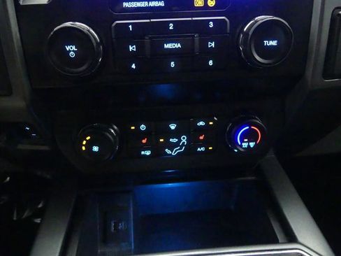 Used 2021 Ford F250 XLT w/ XLT Premium Package image 15