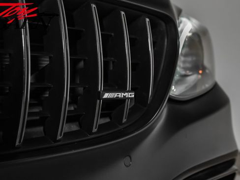 Used 2019 Mercedes-Benz C 63 AMG S image 10