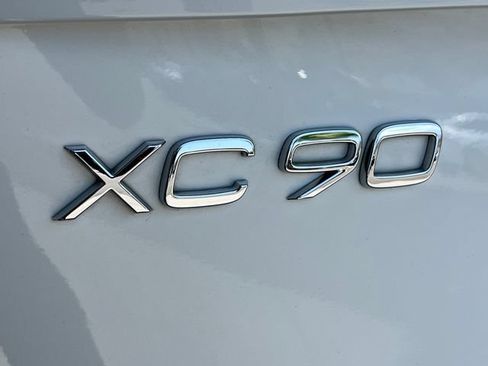Used 2023 Volvo XC90 B6 Ultimate AWD/4WD image 22