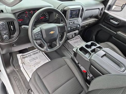 Used 2024 Chevrolet Silverado 2500 Custom w/ Custom Convenience Package AWD/4WD image 10