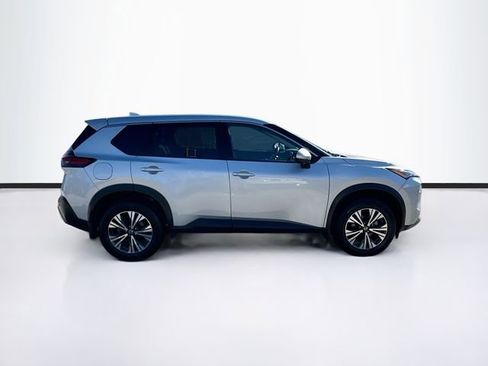 Used 2021 Nissan Rogue SV image 8