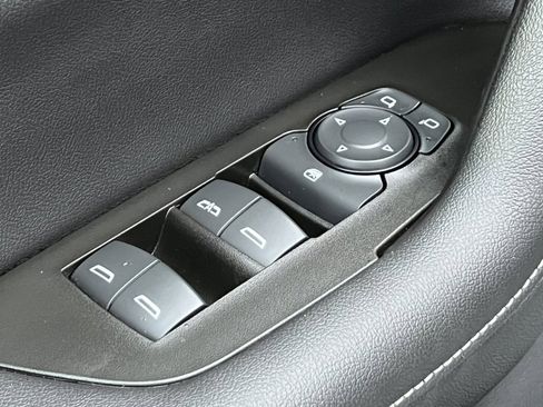 Used 2023 Chevrolet Blazer LT w/ Convenience Package image 14