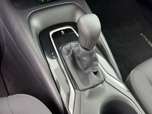 Used 2025 Toyota Corolla LE w/ LE Premium Package image 29