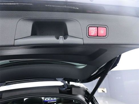 Used 2022 Mercedes-Benz GLS 450 4MATIC image 27