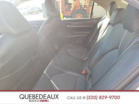 Used 2022 Toyota Camry SE image 12