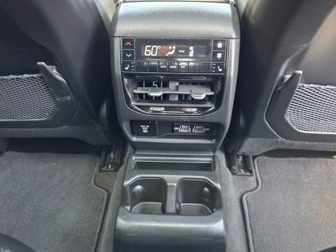 Used 2021 Jeep Grand Cherokee L Limited image 42