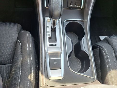 Used 2019 Subaru Ascent Premium w/ Popular Package #3 image 18