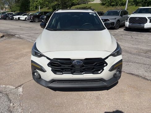 Used 2024 Subaru Crosstrek 2.5i Sport AWD/4WD image 2