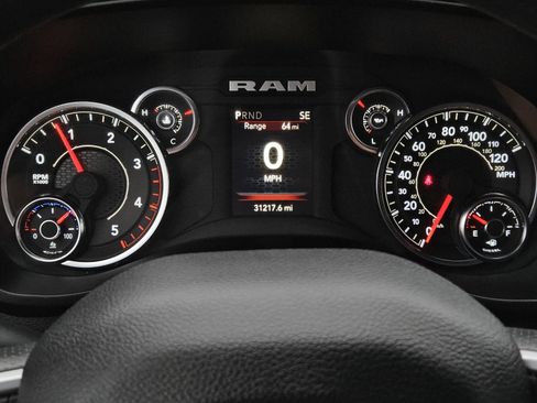 Used 2024 RAM 3500 SLT w/ Quick Order Package 2YG SLT AWD/4WD image 20