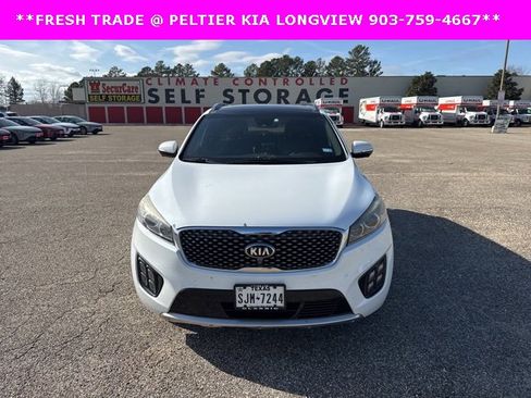 Used 2018 Kia Sorento SX image 2