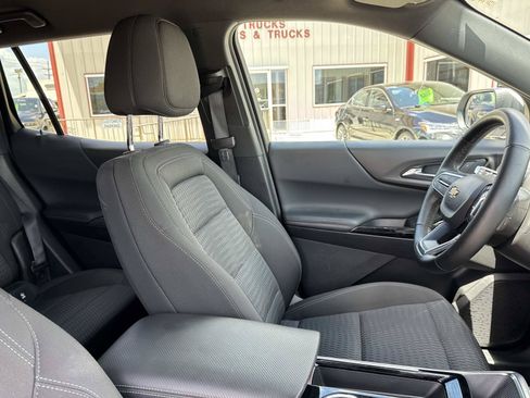 Used 2025 Chevrolet Equinox LT AWD/4WD image 10