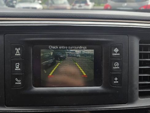 Used 2017 Chrysler Pacifica LX FWD image 54